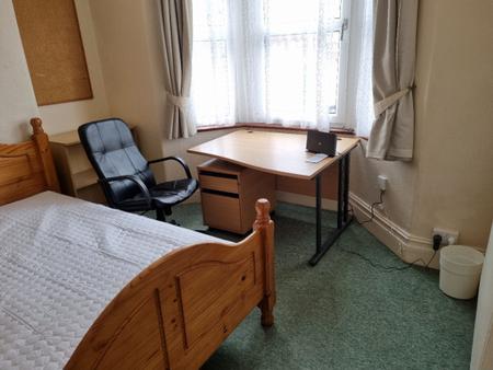 4 bedroom Terraced House to let in Monkswell Road, Exeter, EX4