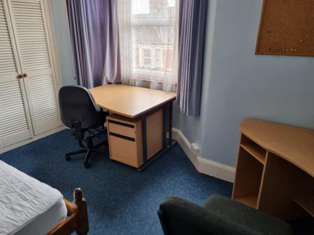 4 bedroom Terraced House to let in Monkswell Road, Exeter, EX4