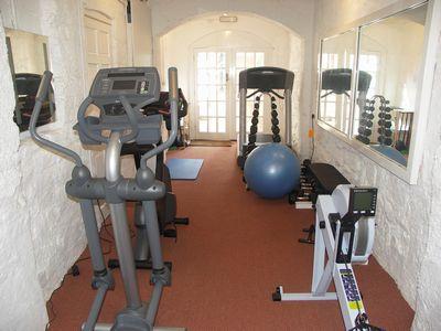 2 bedroom Flat to let in Devington Park, Exminster, EX6