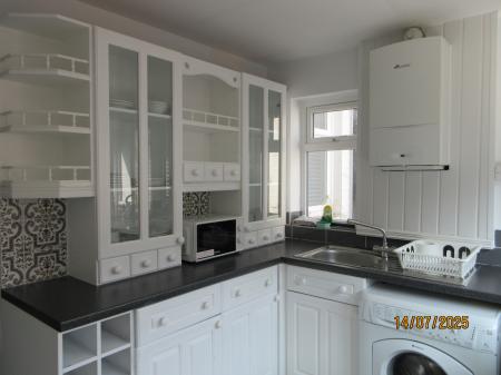 2 bedroom Terraced House to let in Herschell Road, Exeter, EX4