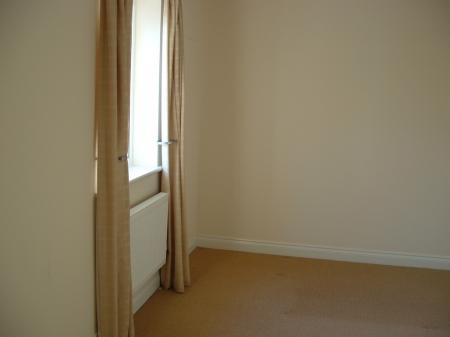 2 bedroom Semi-detached house to let in Heraldry Way, Exeter, EX2