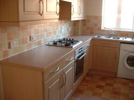 2 bedroom Semi-detached house to let in Heraldry Way, Exeter, EX2