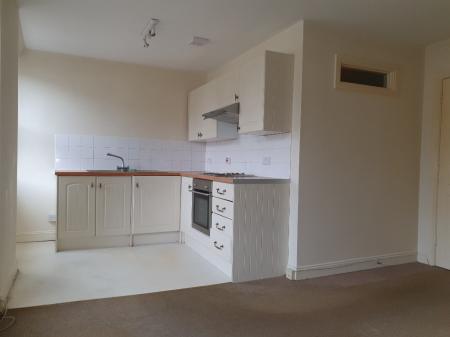 1 bedroom Flat to let in Heavitree Road, Exeter, EX1