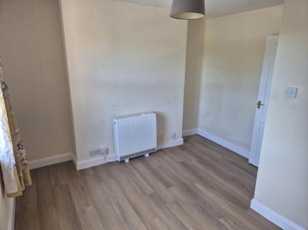 1 bedroom Flat to let in Heavitree Road, Exeter, EX1