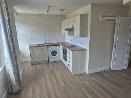 1 bedroom Flat to let in Heavitree Road, Exeter, EX1