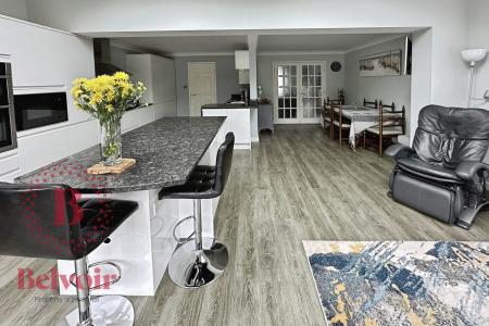 4 bedroom Detached house for sale in Bunn Road, Exmouth, EX8