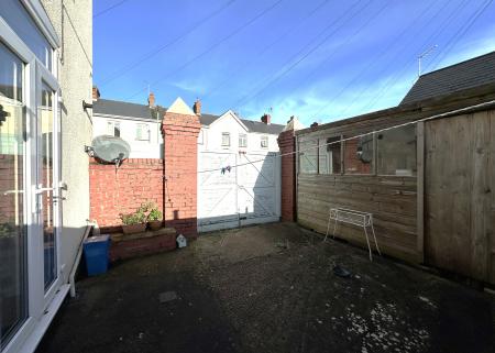 3 bedroom End of terrace house for sale in Halsdon Road, Exmouth, EX8