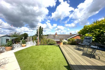 2 bedroom Semi-detached bungalow for sale in The Marles, Exmouth, EX8