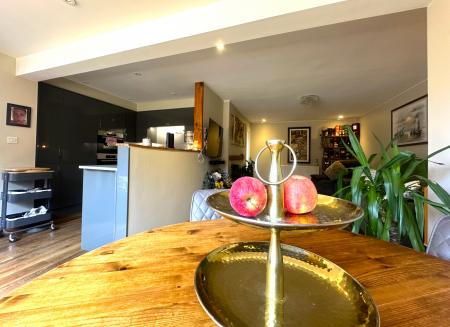 2 bedroom Semi-detached bungalow for sale in The Marles, Exmouth, EX8