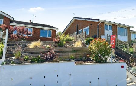 2 bedroom Semi-detached bungalow for sale in The Marles, Exmouth, EX8