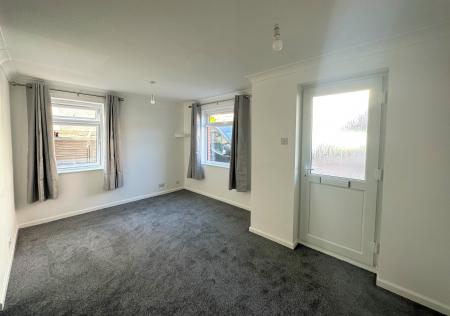 2 bedroom Semi-detached house to let in Madeira Villas, Exmouth, EX8