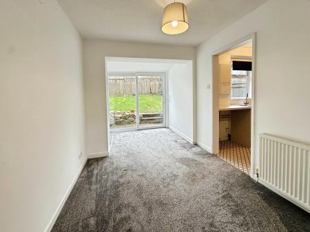 3 bedroom Semi-detached house to let in Cherry Close, Exmouth, EX8