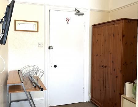 1 bedroom House share to let in St Andrews Road, Exmouth, EX8