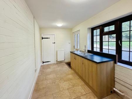 3 bedroom Cottage to let in West Hill Road, West Hill, Ottery St Mary, EX11