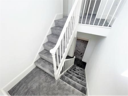 4 bedroom Terraced House to let in Albion Street, Exmouth, EX8