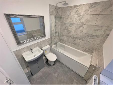 4 bedroom Terraced House to let in Albion Street, Exmouth, EX8