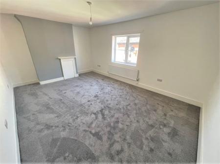 4 bedroom Terraced House to let in Albion Street, Exmouth, EX8