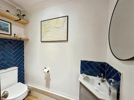 3 bedroom Detached house to let in Lower Knoll, Exmouth, EX8