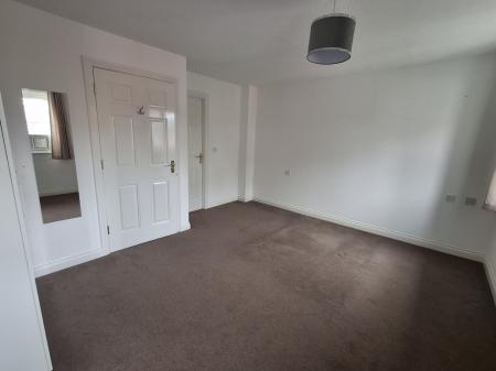 4 bedroom Town house to let in Royal Crescent, Exeter, EX2