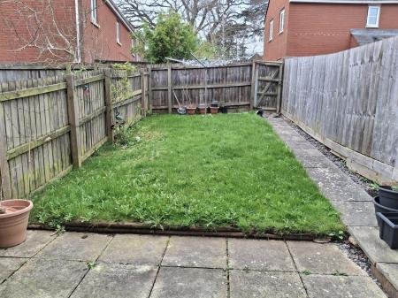 4 bedroom Town house to let in Royal Crescent, Exeter, EX2