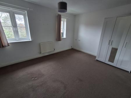 4 bedroom Town house to let in Royal Crescent, Exeter, EX2