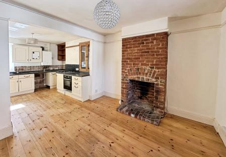 2 bedroom Flat for sale in South Street, Exmouth, EX8