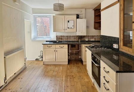 2 bedroom Flat for sale in South Street, Exmouth, EX8