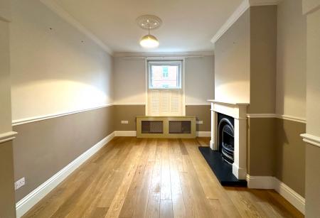 2 bedroom Terraced House to let in Jocelyn Road, Budleigh Salterton, EX9