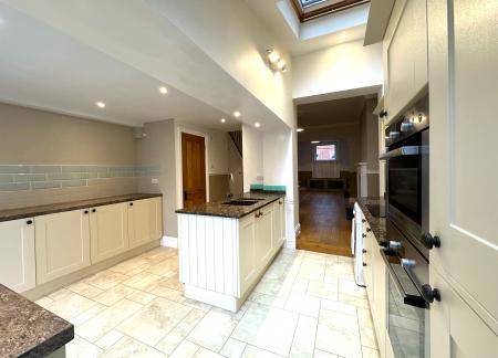 2 bedroom Terraced House to let in Jocelyn Road, Budleigh Salterton, EX9