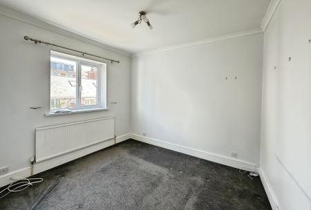 2 bedroom Flat to let in Hartley Road, Exmouth, EX8