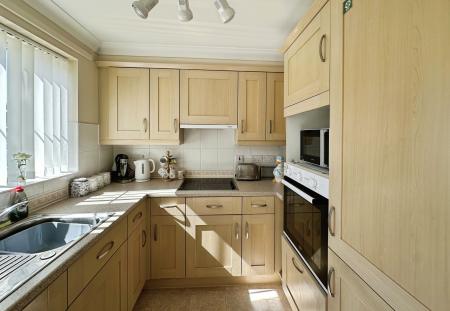 1 bedroom Retirement property for sale in Salterton Road, Exmouth, EX8