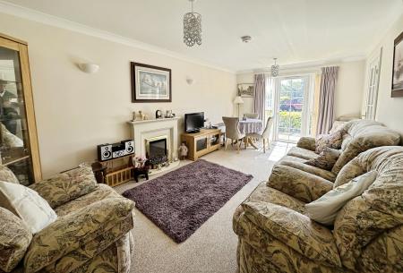 1 bedroom Retirement property for sale in Salterton Road, Exmouth, EX8