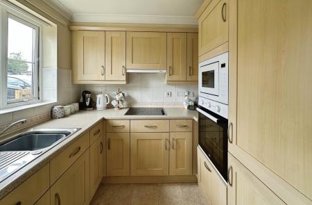 1 bedroom Retirement property for sale in Salterton Road, Exmouth, EX8