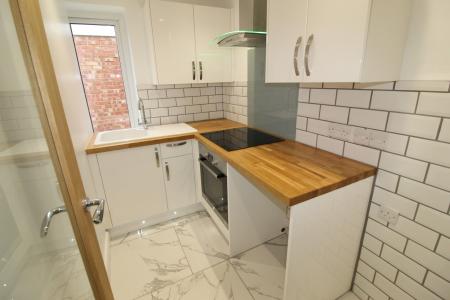 1 bedroom Studio flat to let in Imperial Road, Exmouth, EX8
