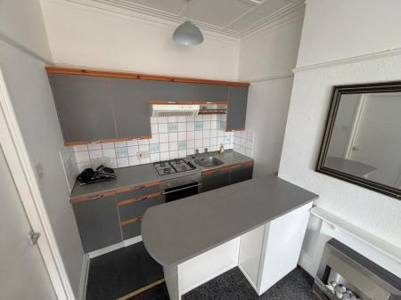 2 bedroom Flat to let in St Andrews Road, Exmouth, EX8
