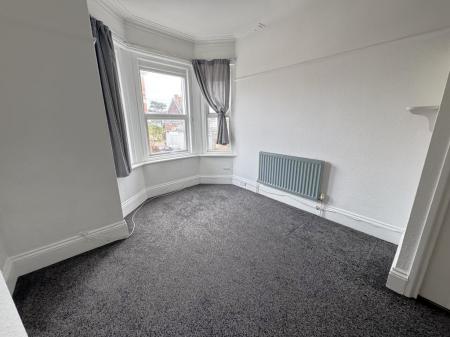 2 bedroom Flat to let in St Andrews Road, Exmouth, EX8