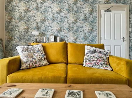1 bedroom Flat to let in Alston Terrace, Exmouth, EX8