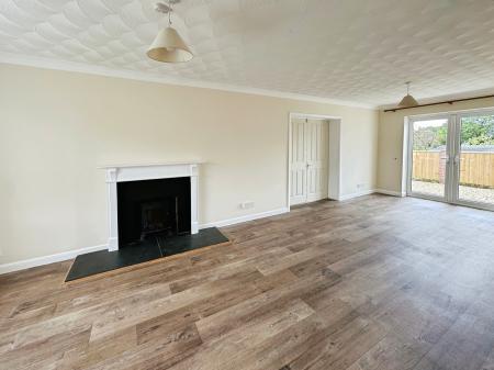 4 bedroom Semi-detached house for sale in Henley Road, Exmouth, EX8