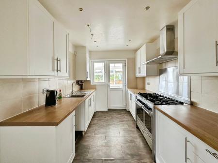 4 bedroom Semi-detached house for sale in Henley Road, Exmouth, EX8
