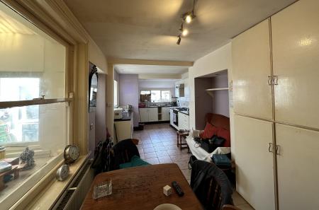 4 bedroom Terraced House for sale in Lyndhurst Road, Exmouth, EX8