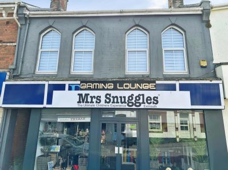 1 bedroom Flat to let in High Street, Exmouth, EX8