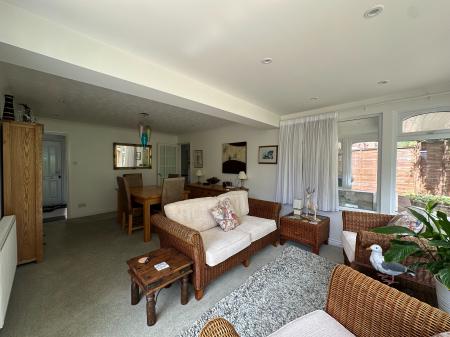 4 bedroom Detached house for sale in Canterbury Way, Exmouth, EX8
