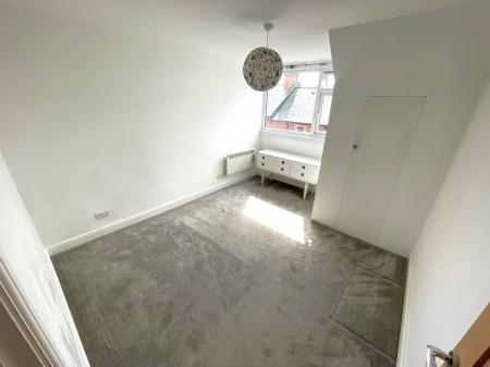 2 bedroom Flat to let in Fore Street, Exmouth, EX8