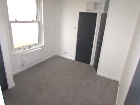 1 bedroom Flat to let in St Andrews Road, Exmouth, EX8