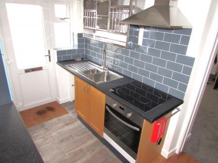 1 bedroom Flat to let in St Andrews Road, Exmouth, EX8