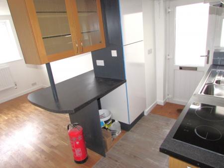 1 bedroom Flat to let in St Andrews Road, Exmouth, EX8
