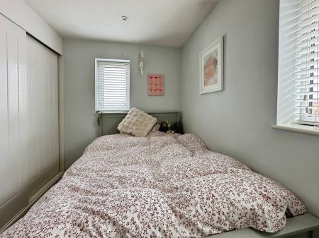 2 bedroom Bungalow for sale in The Marles, Exmouth, EX8