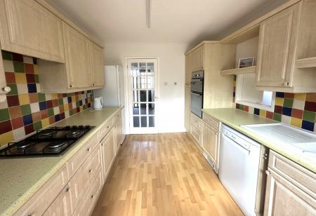 3 bedroom Detached house to let in St Margarets View, Littleham, Exmouth, EX8