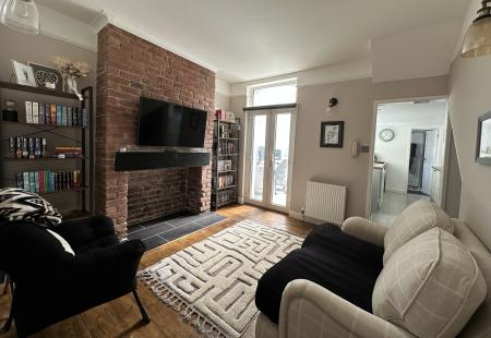 1 bedroom Flat to let in Park Road, Exmouth, EX8