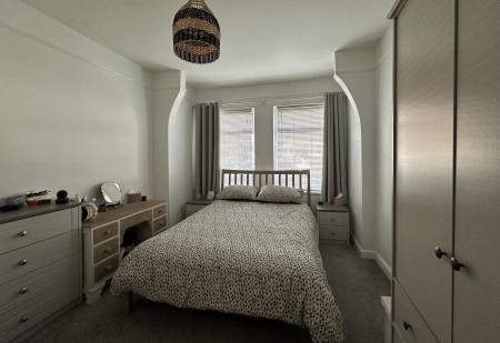 1 bedroom Flat to let in Park Road, Exmouth, EX8